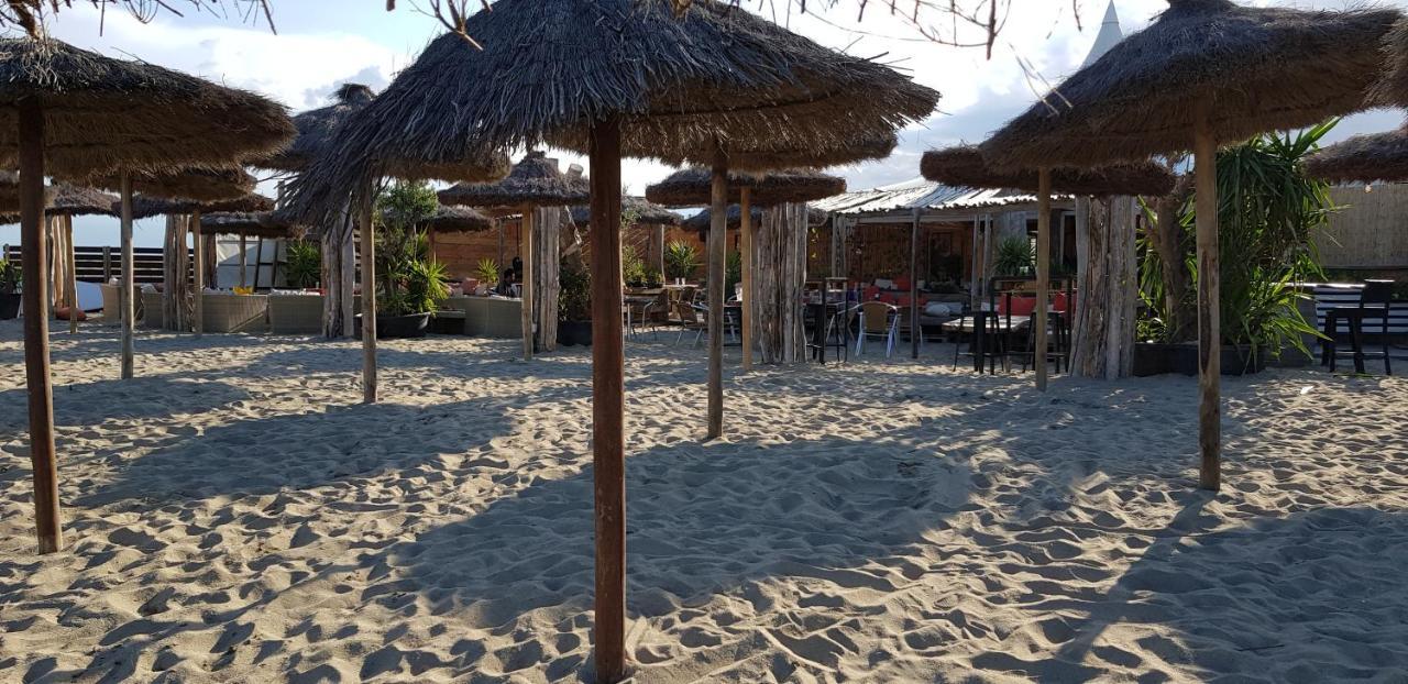 Les mobilhomes helvétiques 4 étoiles Mar Estang Canet en Roussillon Exterior foto
